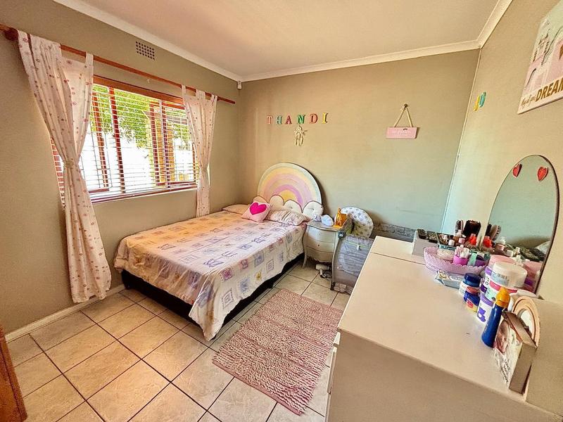 4 Bedroom Property for Sale in Richwood Western Cape